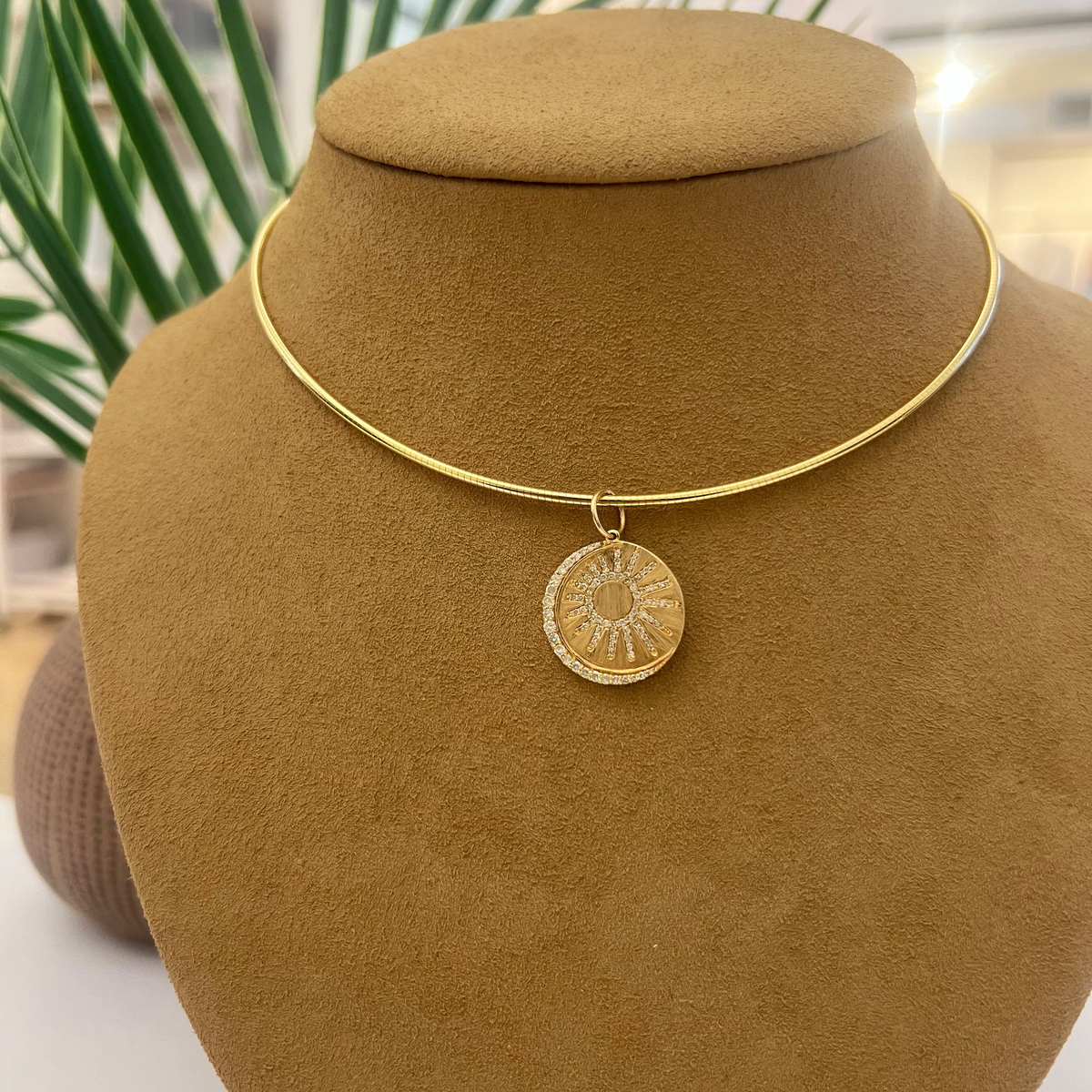 Lune et Soleil Pendant - Gold