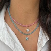 Pink Quartz w Sapphire Flower